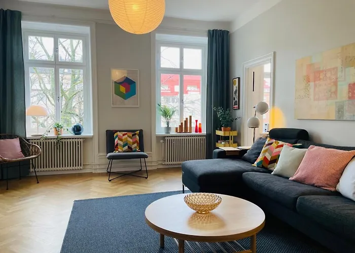 Cool And Light 2 Room Apartment In Sofo