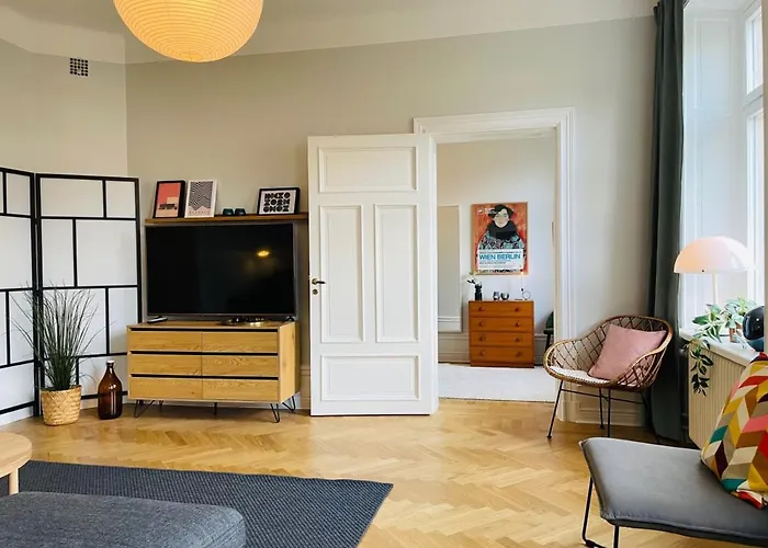 Cool And Light 2 Room Apartment In Sofo