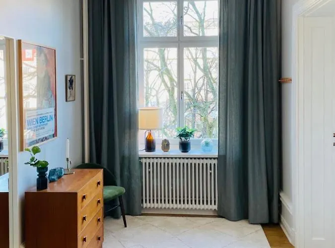 Cool And Light 2 Room Apartment In Sofo